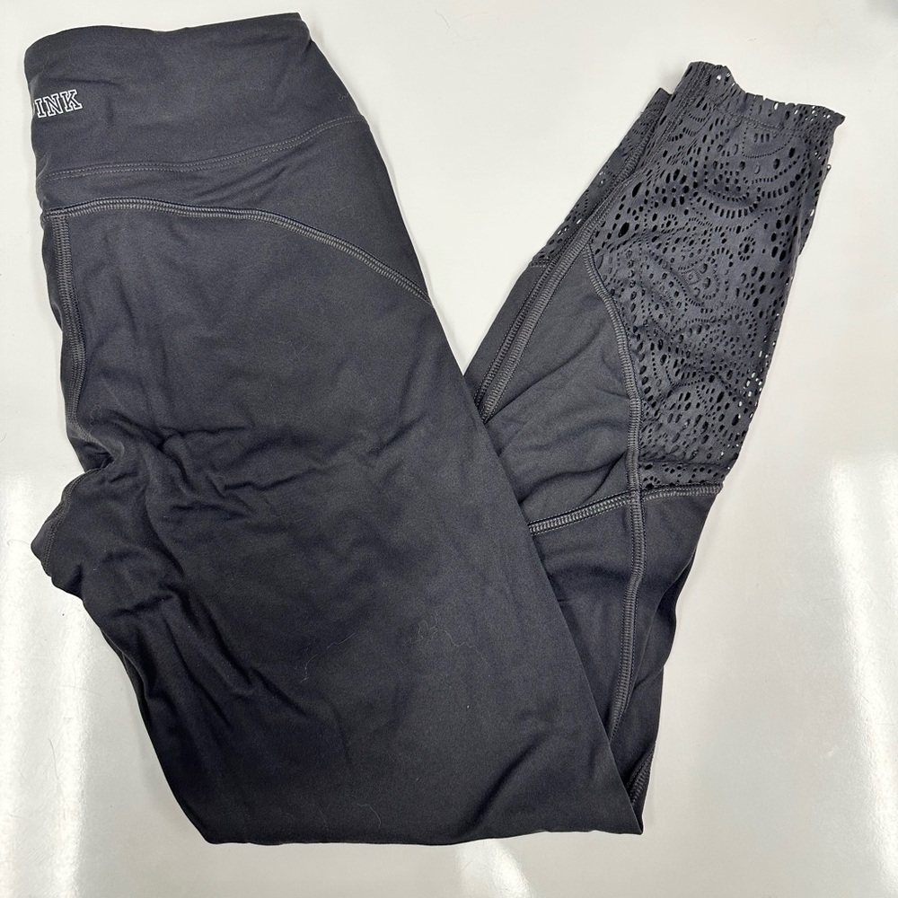 Lace/ Crochet VS Leggings